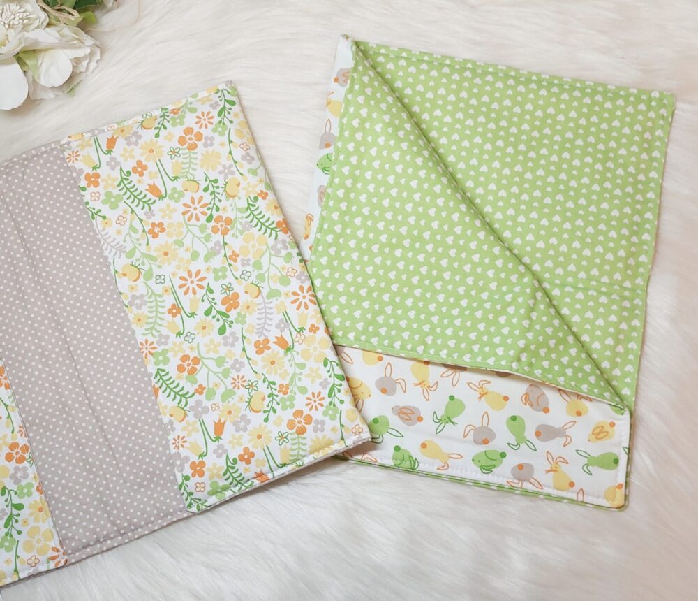 Puppen Wickeltasche „Blumen“ inkl. Wickelunterlage – Set 2-teilig